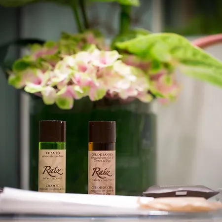 מלון Sana Malhoa 4*