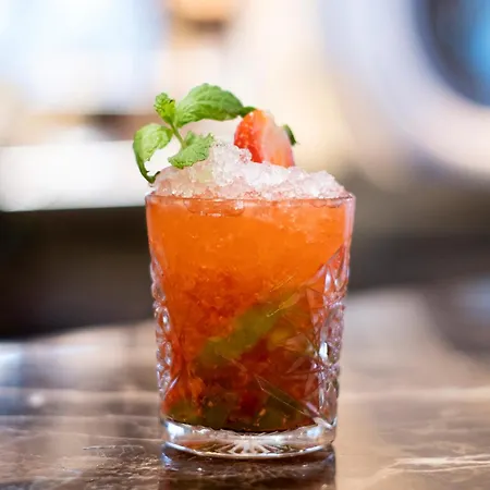 Sana Malhoa מלון 4*