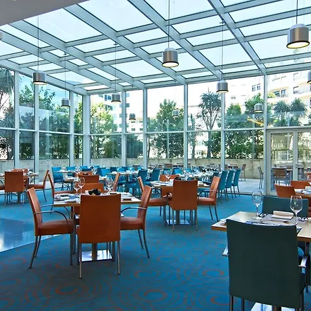 Sana Malhoa Hotel 4*