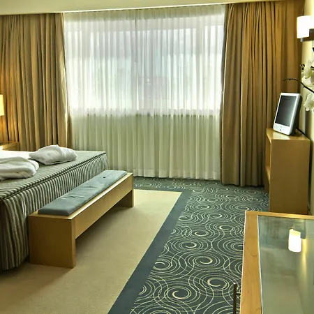 Hotel Sana Malhoa