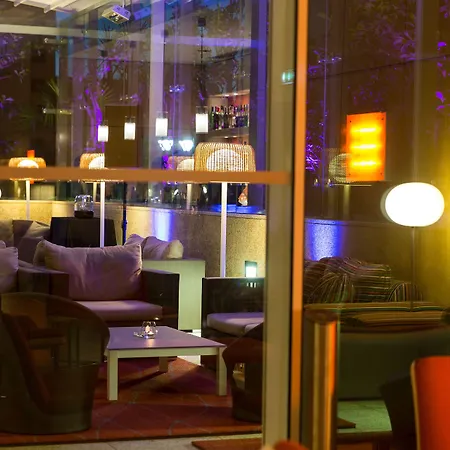 سانا مالهوا