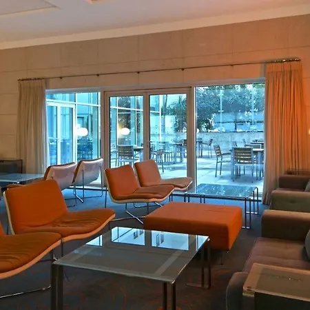 Sana Malhoa Hotell 4*